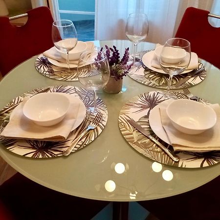 Apartment Morskoi Gnom Burgas Esterno foto